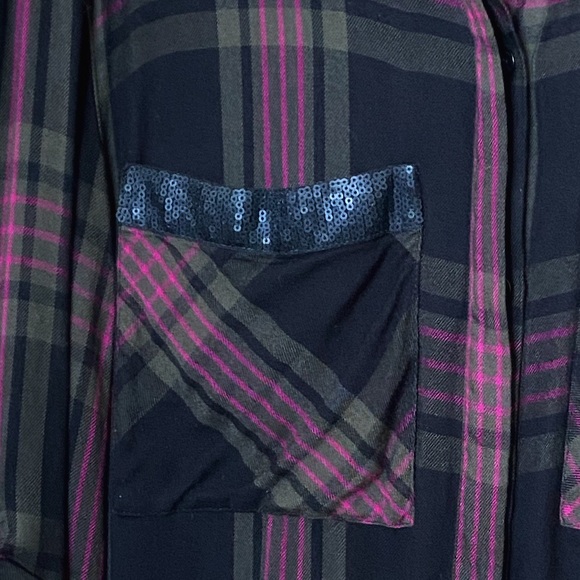 EXPRESS Button Up Tunic Blouse in Plaid🖤Black Sequined Trimmed Pockets - Picture 6 of 7